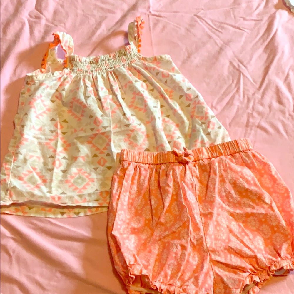 Children’s place matching set 12-18 months